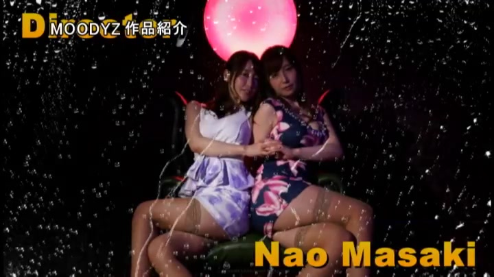 佐々木あき 手をつなぐ